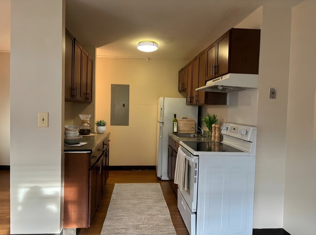 3 Bedroom Kitchen - Bayview Towers