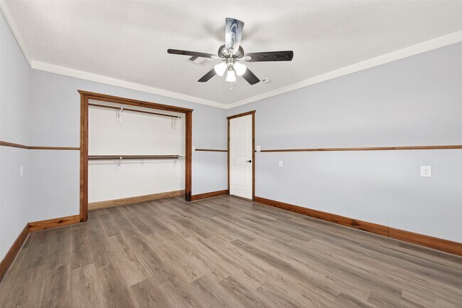 Building Photo - 403 Wrangler Rd