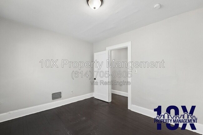 Building Photo - 130 S Richardson Ave