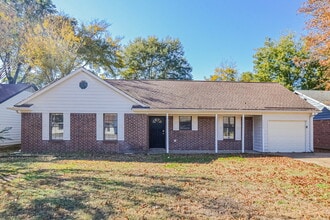 Building Photo - 6659 Ashland Dr