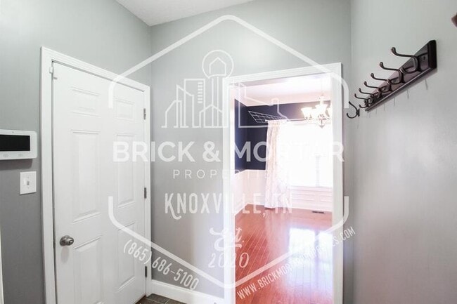 Building Photo - 3305 Grassy Pointe Ln
