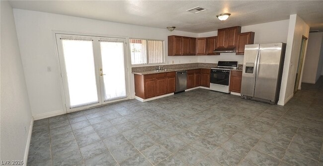 Building Photo - 6772 Carrera Dr