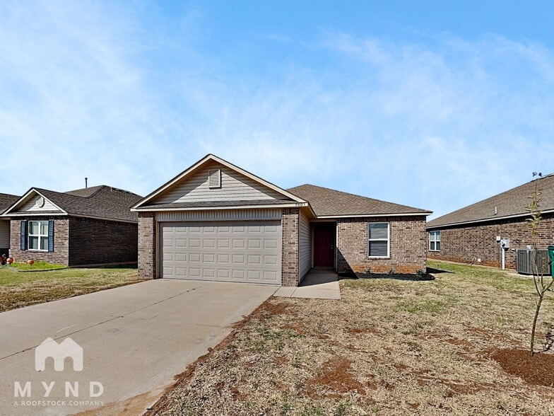 Primary Photo - 9605 Jackrabbit Rd