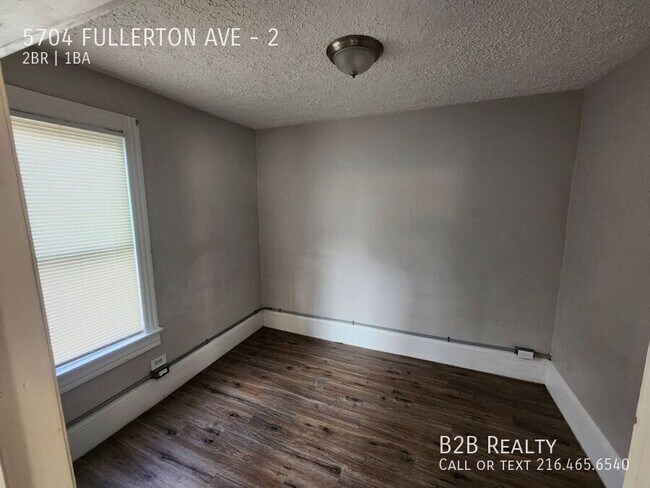 Building Photo - 5704 Fullerton Ave