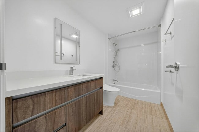 Building Photo - 1500 Rycroft St