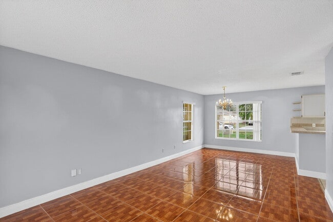 Building Photo - 14912 White Magnolia Ct