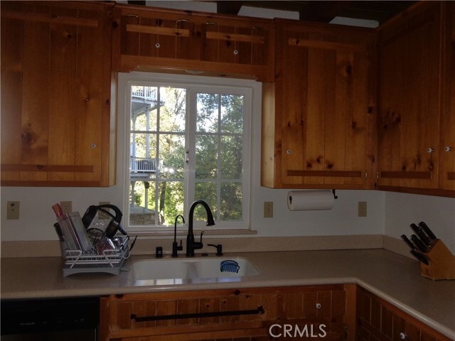 Building Photo - 24071 Fern Glen Rd