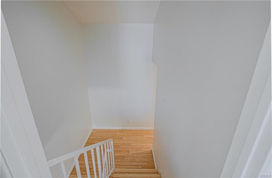 Building Photo - 2522 Voorhees Ave