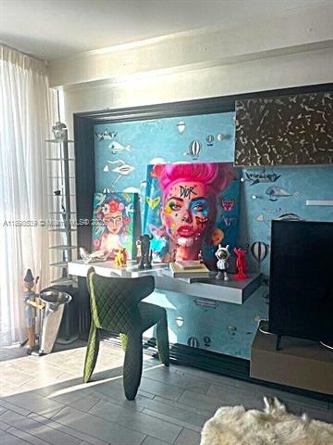 Building Photo - 1100 West Ave