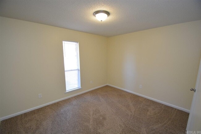 Building Photo - 9600 Cerelle Dr