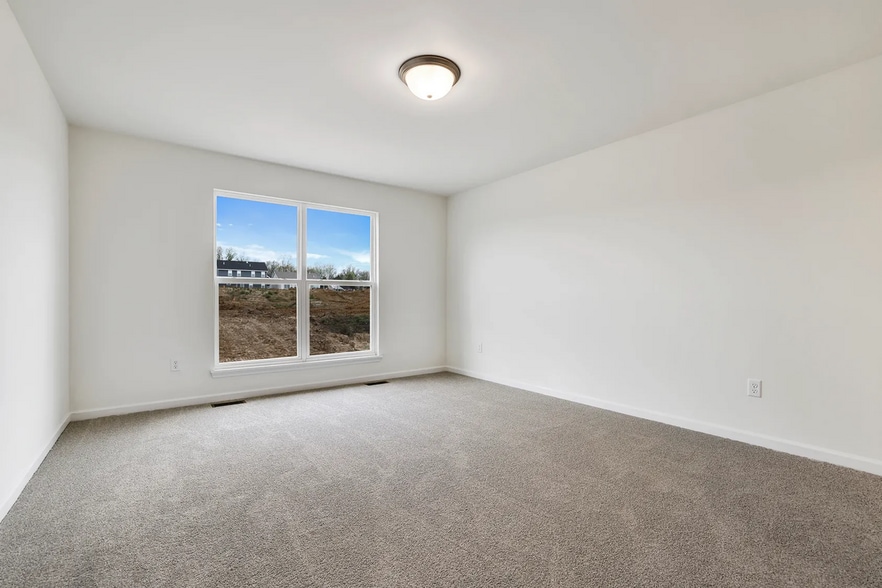 Building Photo - 728 Courtshire Crossing