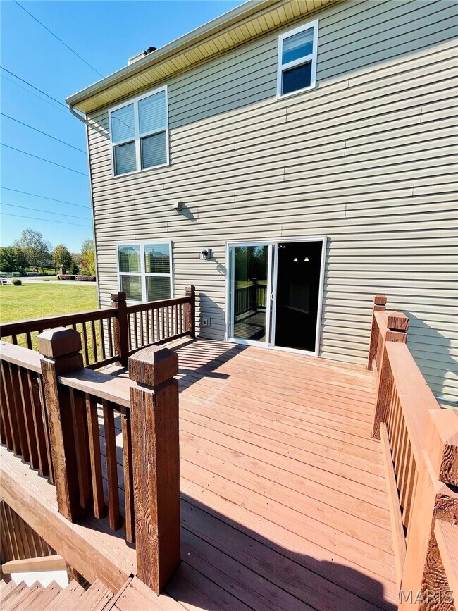 Building Photo - 1136 Welsh Dr