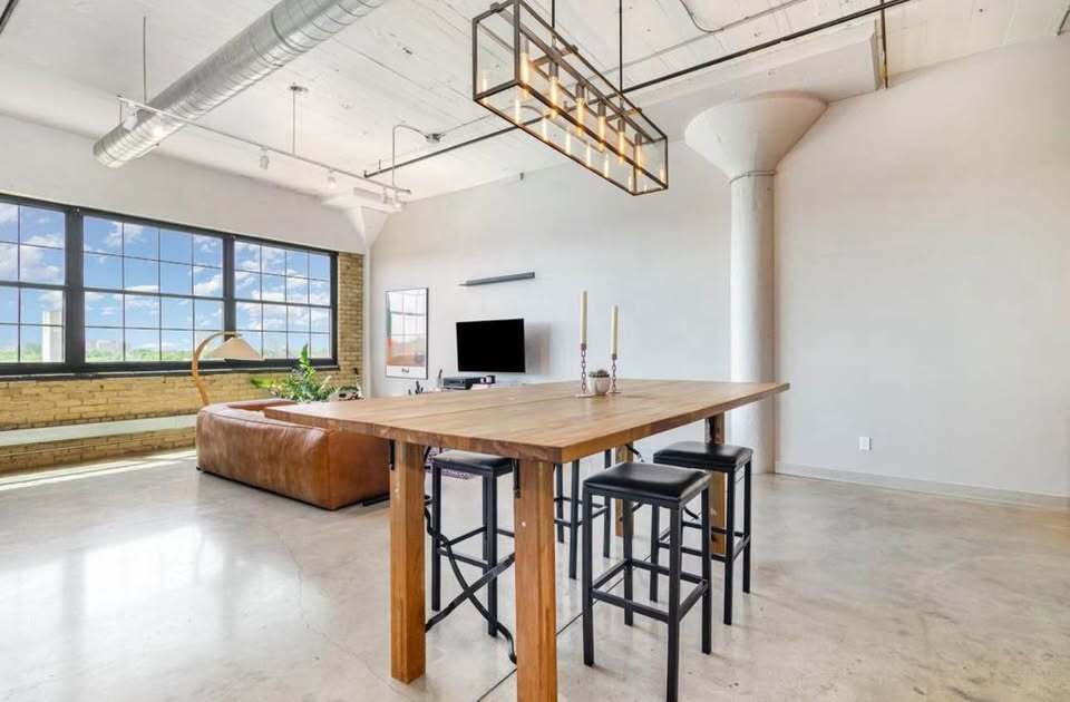 Building Photo - 730 Stinson Blvd