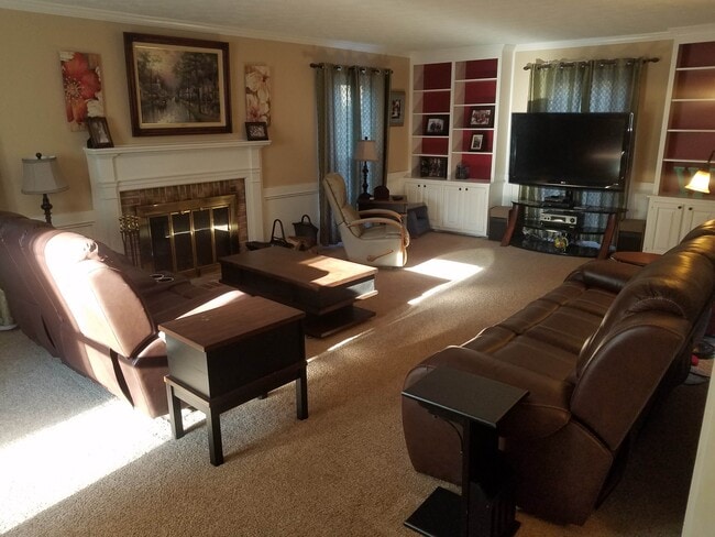 Building Photo - 1116 Santa Fe Station