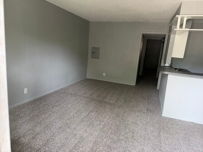 Building Photo - Pine Street Terrace