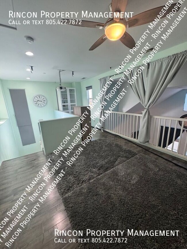 Building Photo - ***BEDROOM FOR RENT w/ Private Bathroom***...