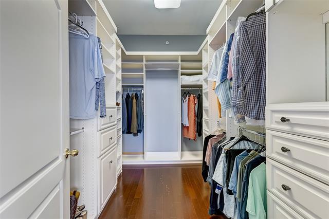 Building Photo - 3225 Turtle Creek Blvd