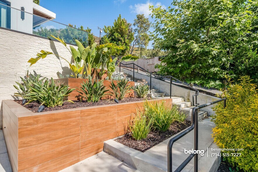 Building Photo - 20000 Laguna Canyon Rd