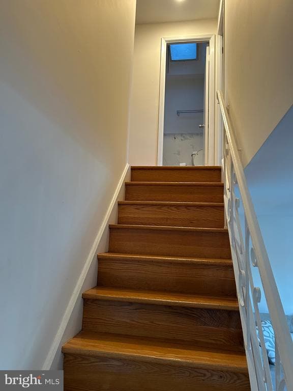 Building Photo - 3004 Secane Dr