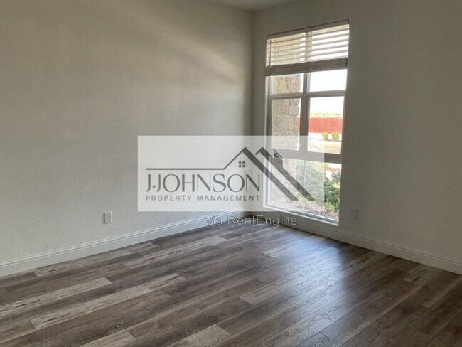 Building Photo - 2530 Ellis Town Dr