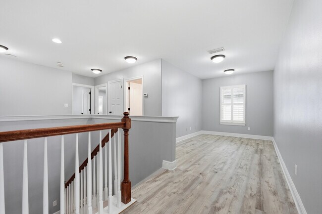 Building Photo - 47 Dominica Ct