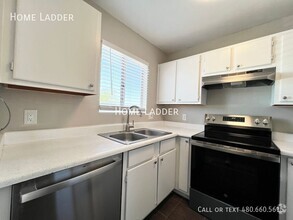 Building Photo - 440 Florence Heights Dr