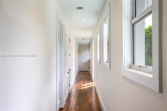 Building Photo - 6845 SW 98th St