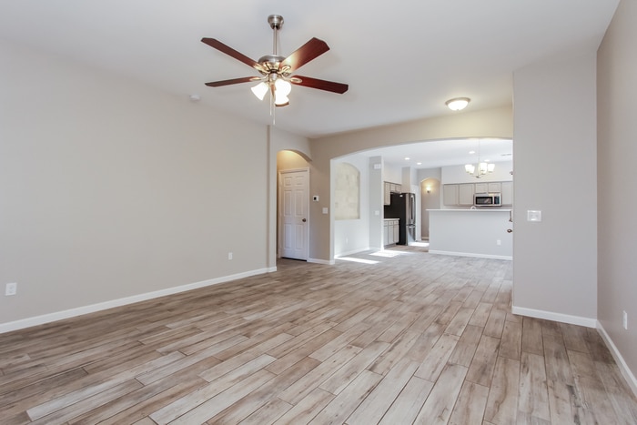 Building Photo - 461 East Placita Rejilla