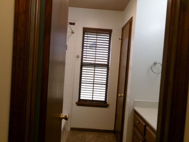 Building Photo - Pets Negotiable with Owner Approval!