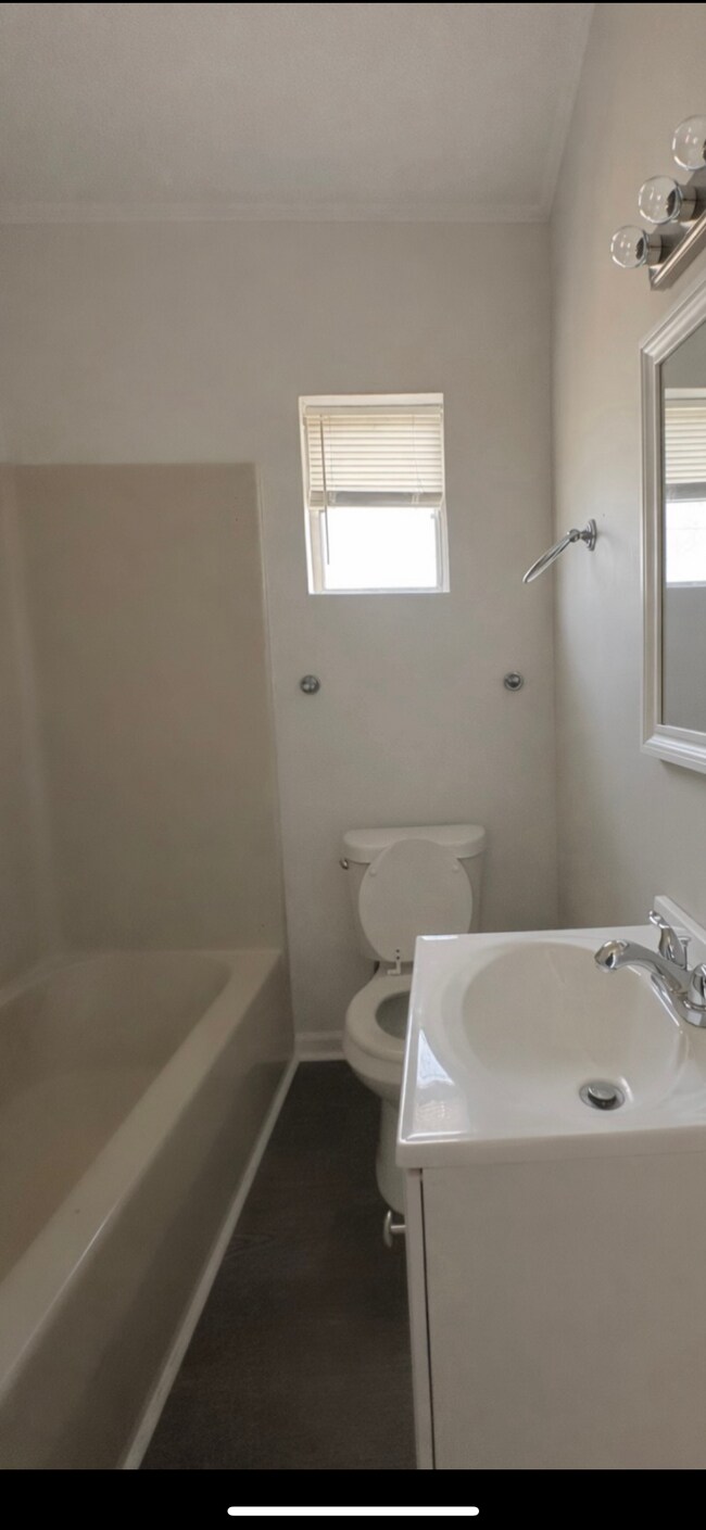 Building Photo - 6012 Alice Ave