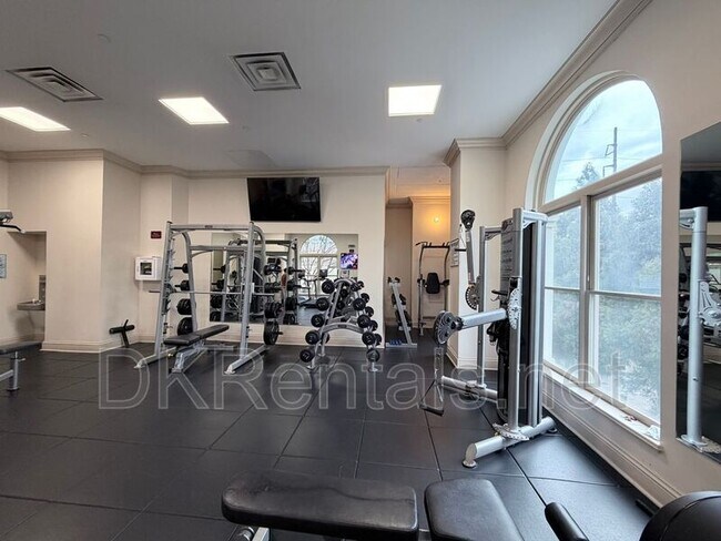 Building Photo - 199 14th St NE