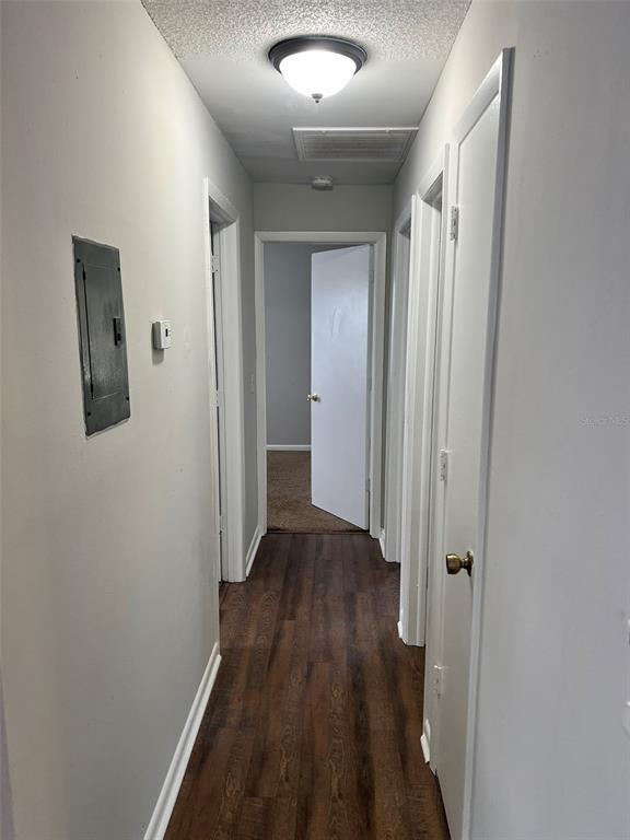 Building Photo - 2210 E 20th Ave