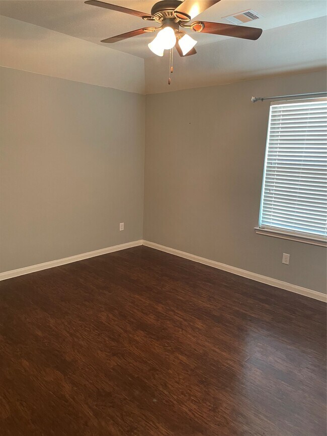 Building Photo - 11418 El Diamante Dr
