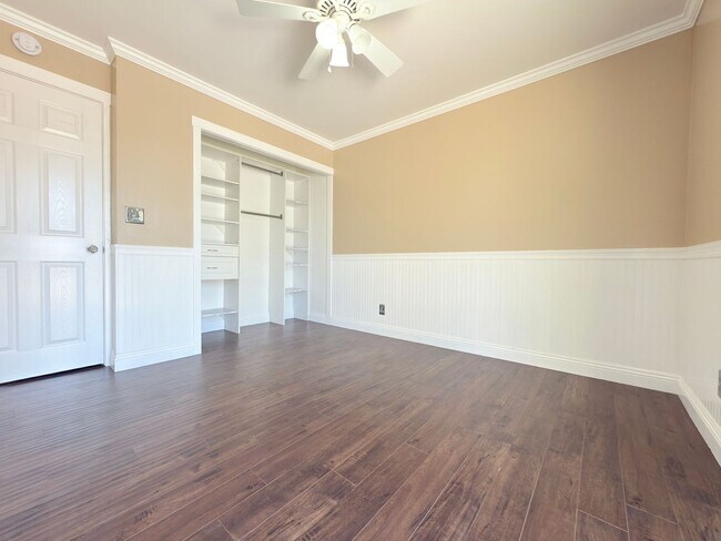 Building Photo - Spacious 4-Bedroom Home in Prime Santa Cla...