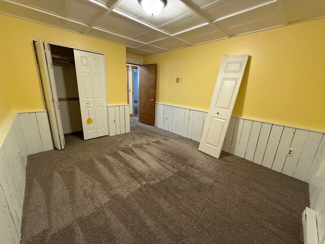 Building Photo - 545 Coulee Dr