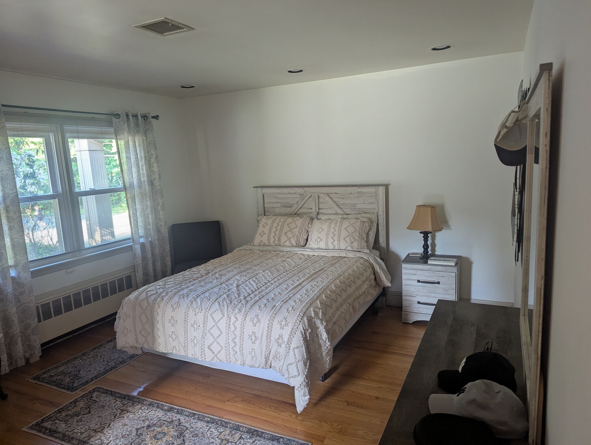 Master bedroom - 40 Brookway Rd