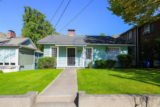 Building Photo - 920 Greenwood Ave NE