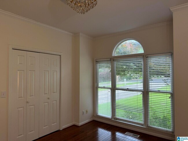 Building Photo - 2512 Christie Cir