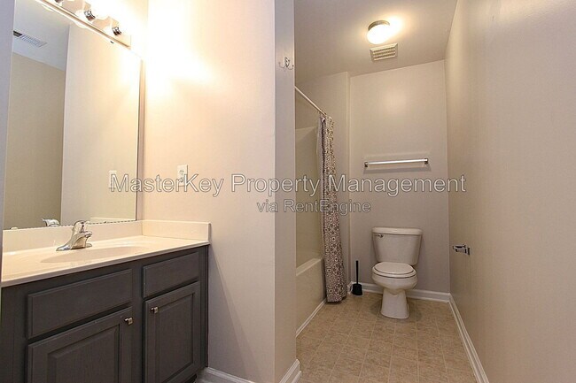 Building Photo - 508 Bayou Ct