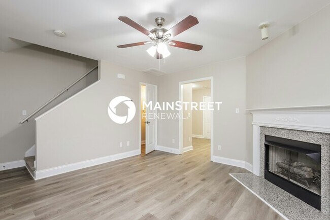 Building Photo - 3 Bedroom Pet-Friendly Home in Greensboro,...