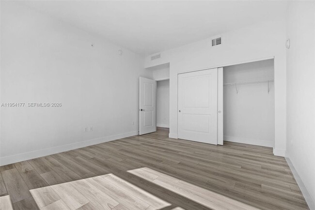 Building Photo - 101 Diplomat Pkwy