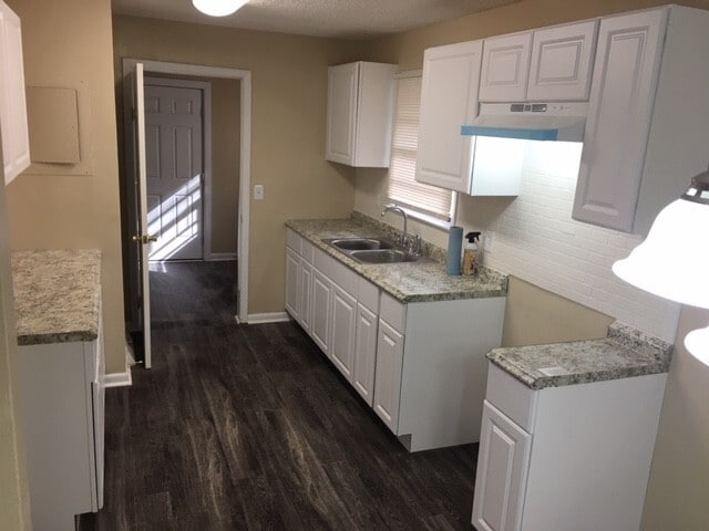 Building Photo - 3-Bedroom Home with Modern Touches