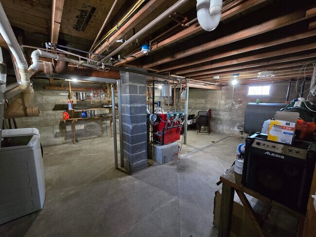 Building Photo - 107 Beech Ridge Rd