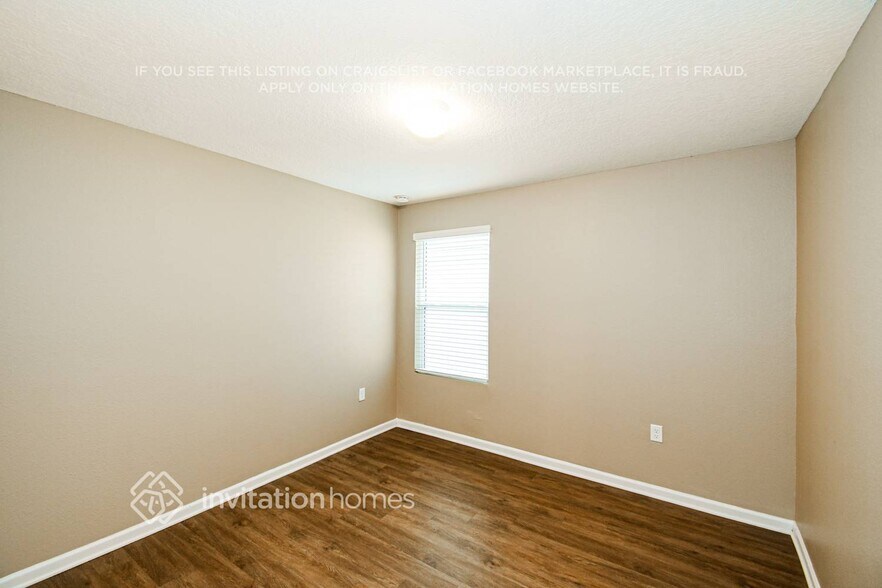 Building Photo - 2344 Oak Stream Dr