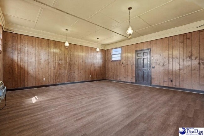 Building Photo - 2101 W McCown Dr