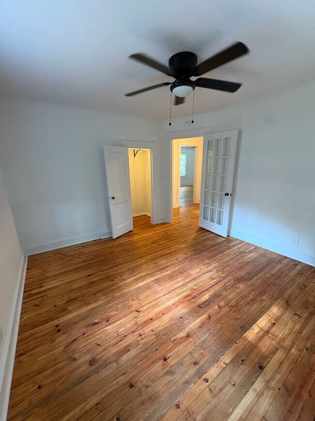 Building Photo - **Newly Renovated 2-Bedroom Home on Petree Road**