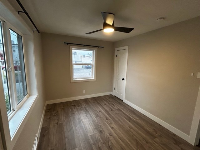 Building Photo - 1464 Elmira St