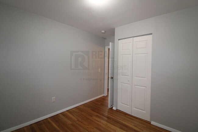 Building Photo - 15 Redden St