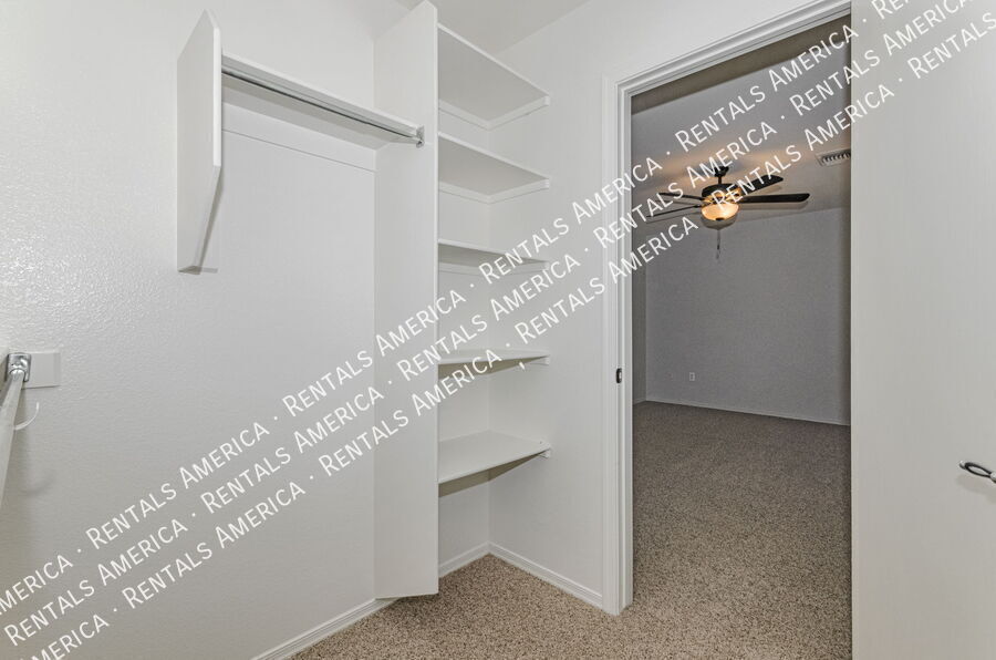 Building Photo - 10552 E Pleasant Pasture Dr