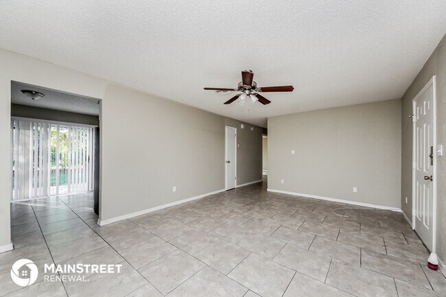 Building Photo - 118 Dahlia Dr